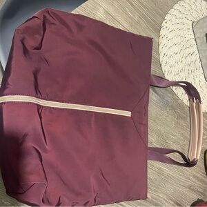 Stella & Dot Burgundy Shoulder Bag